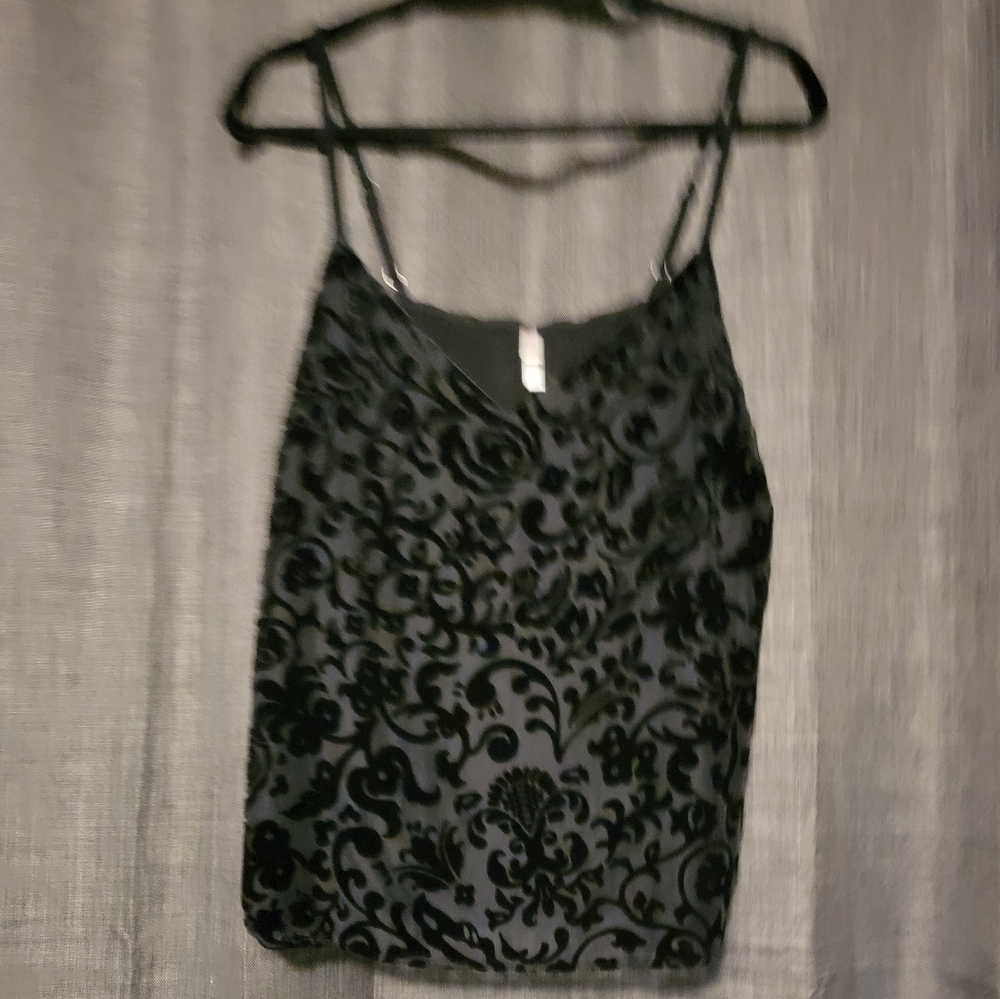 GUC Velvet detail Tank Top Size L